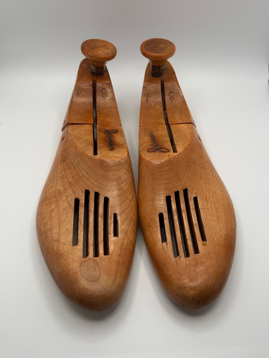 Jarmin Other - Vintage Jarmin Wooden Shoe Trees - Men’s Brown Shoe Stretchers size 8